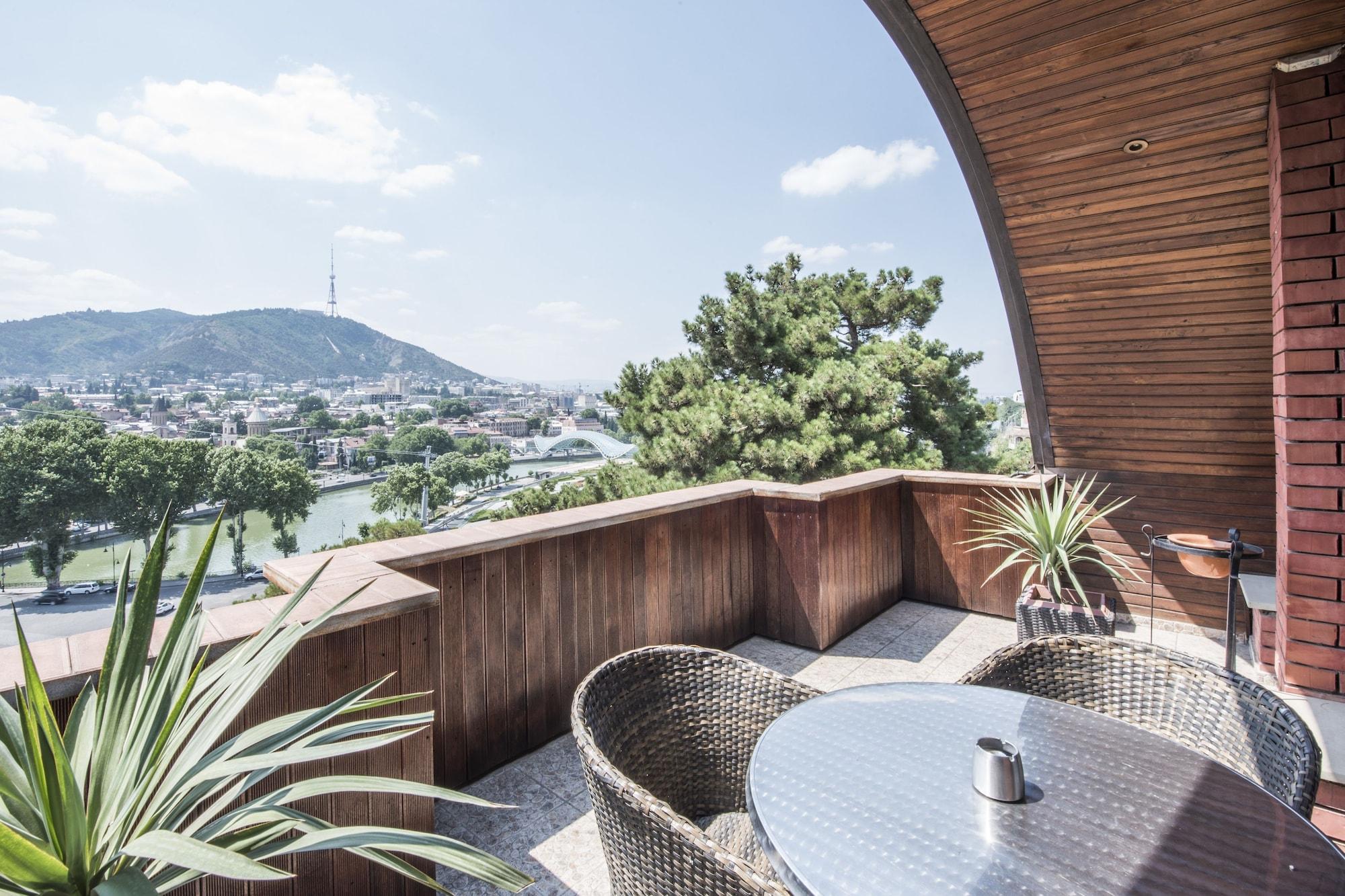 Hotel Kopala Tbilisi Ngoại thất bức ảnh